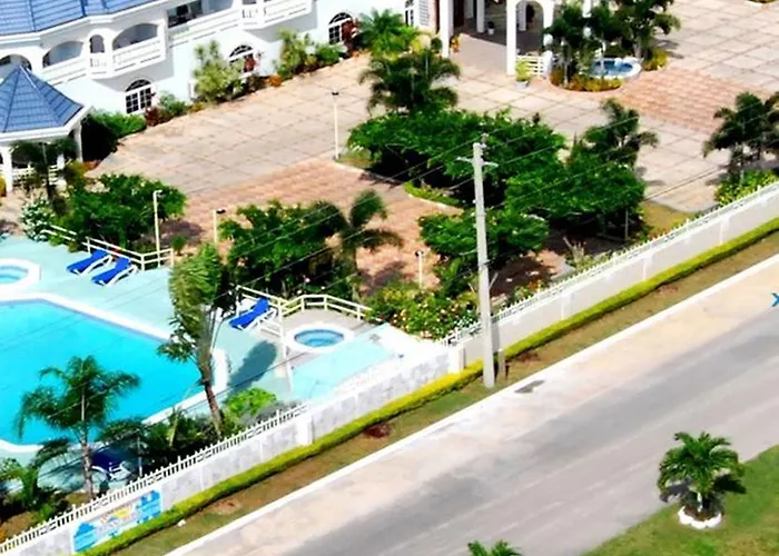 Holiday Haven 3* Runaway Bay