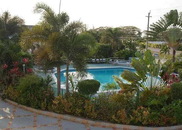 Holiday Haven 3* Runaway Bay